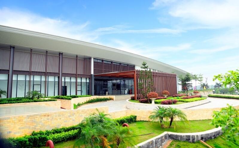 Tòa nhà Clubhouse tại sân golf Yên Thắng